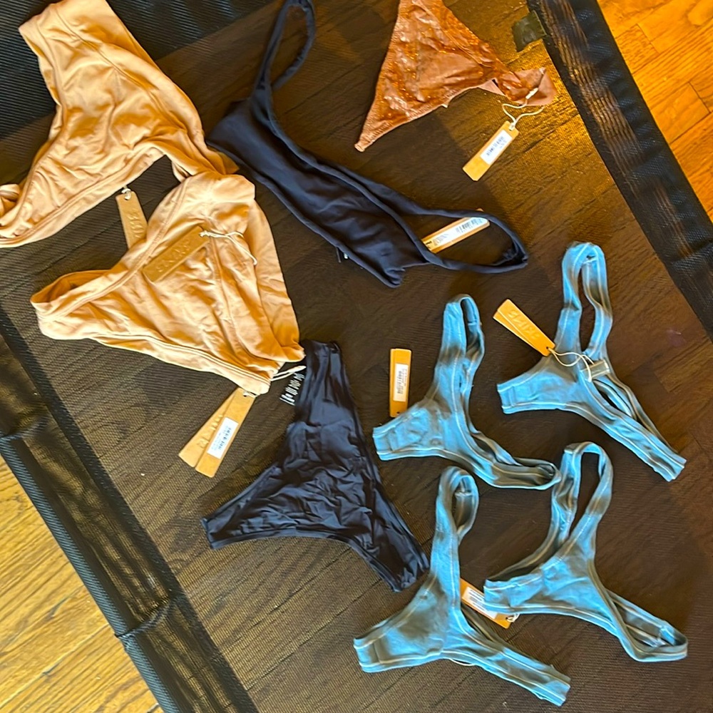 Skims panties & bralette